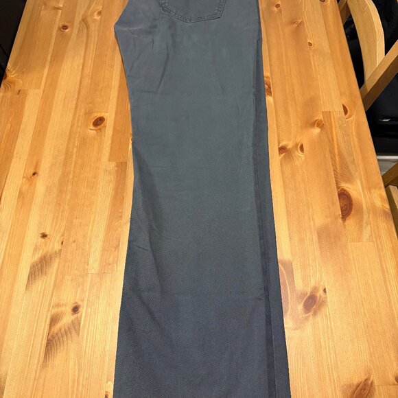 Levi's 514 Straight Fit 35x32 Light Blue Jeans Chinos - Picture 2 of 4